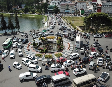 THUÊ XE CÓ TÀI TỪ SÀI GÒN ĐI ĐÀ LẠT